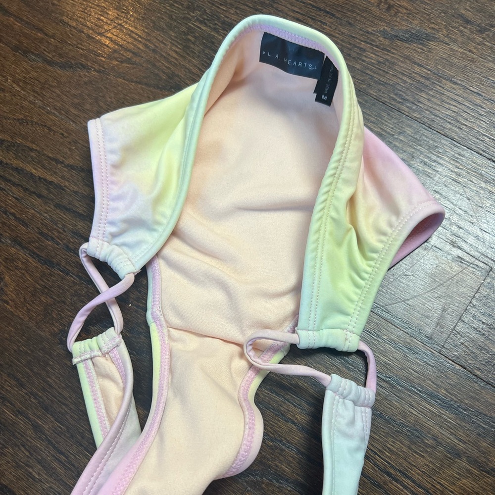 LA hearts soft pastel tye dye pastel bikini size M - Picture 7 of 10